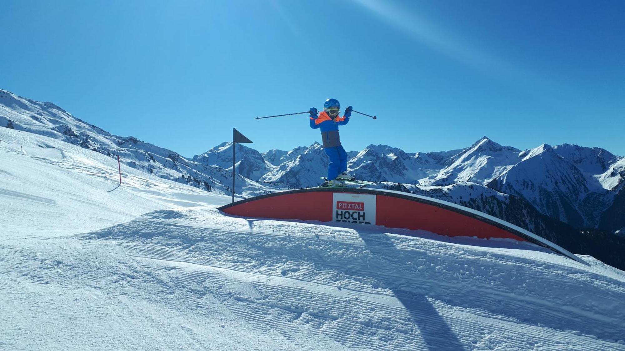 Neuner Charlotte Preise Inclusive Skidepot An Der Talstation Hochzeiger
