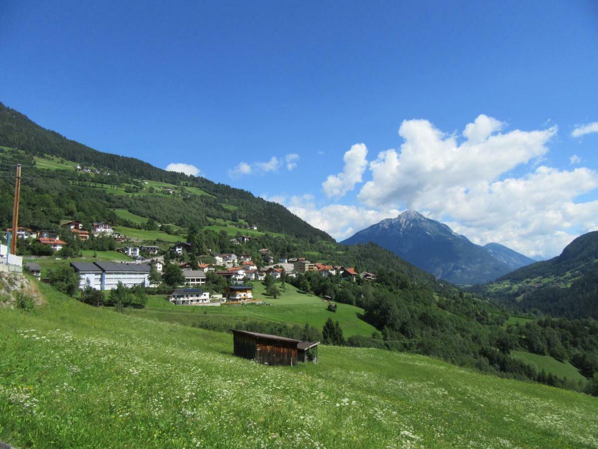 Neuner Charlotte Preise Inclusive Skidepot An Der Talstation Hochzeiger